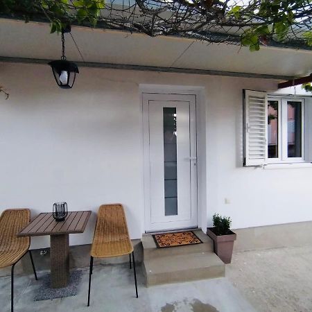 Apartment Aurora Hvar Town Exterior photo